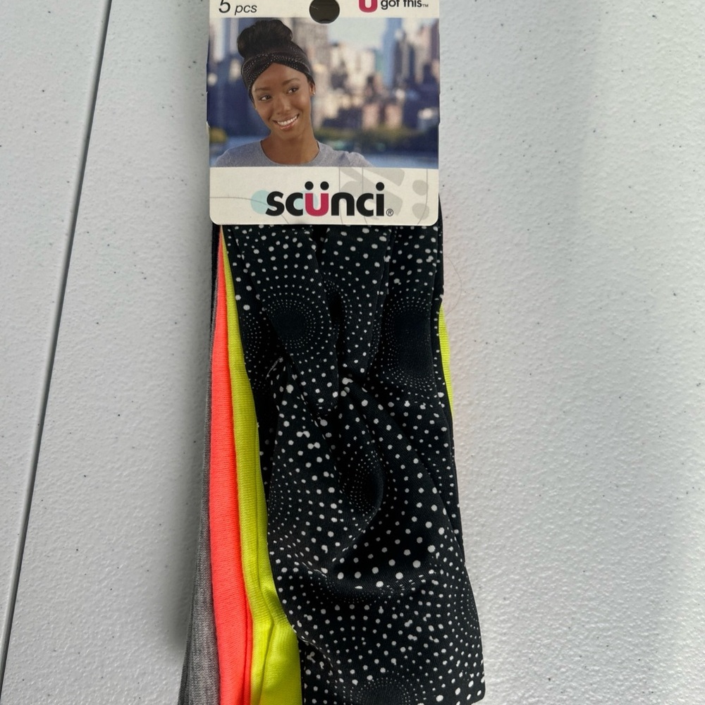 Scunci Black and Gray Performance headbands
